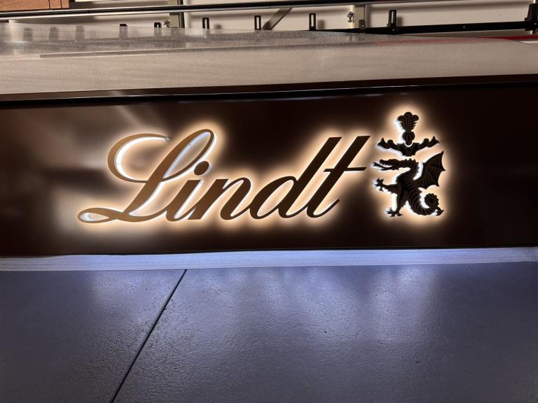 Lindt Leuchtkasten (2)